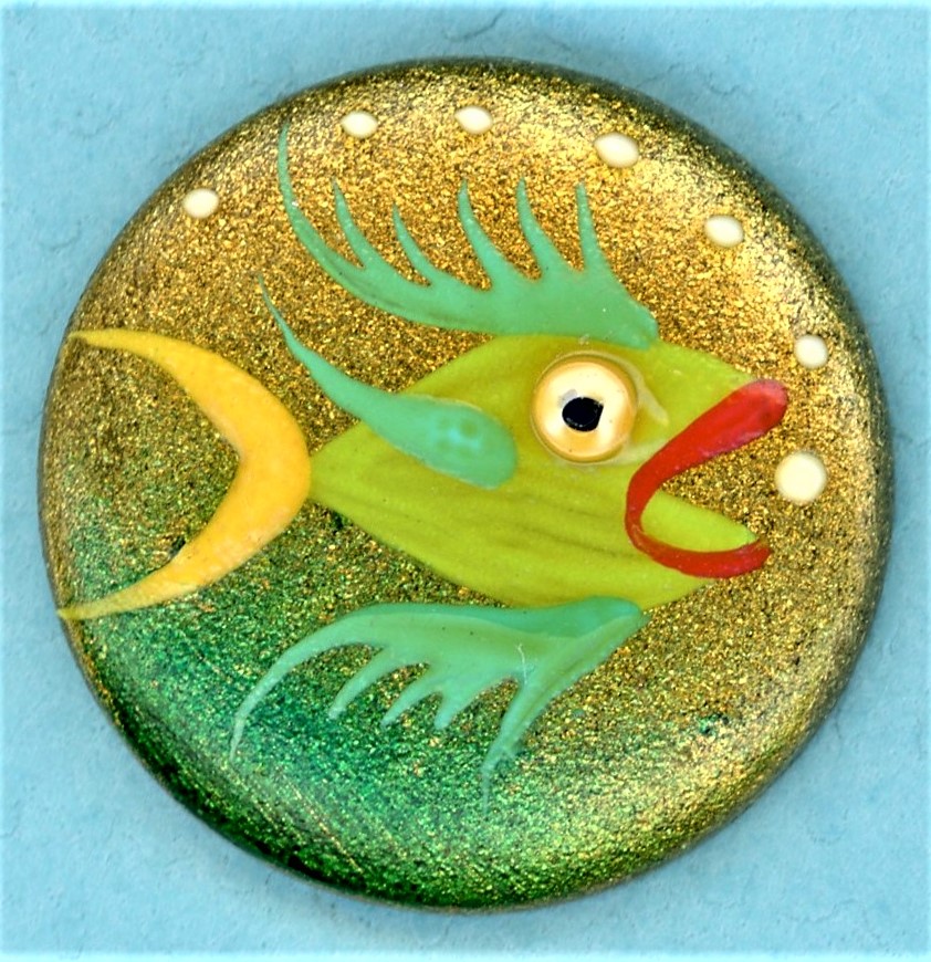 Brooks fish button