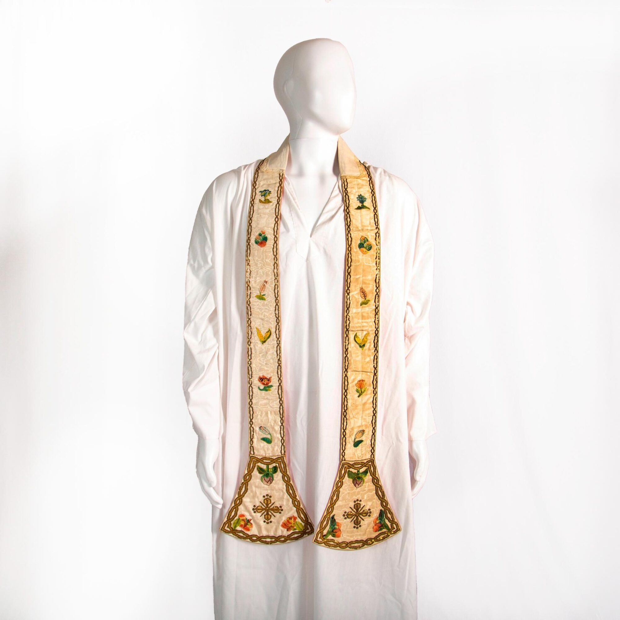 liturgical-vestments-for-sale