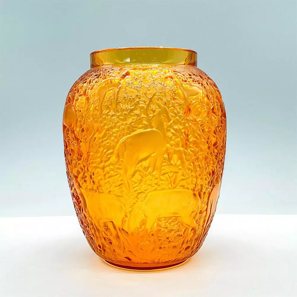 Lion and Unicorn buys Lalique Crystal Vases