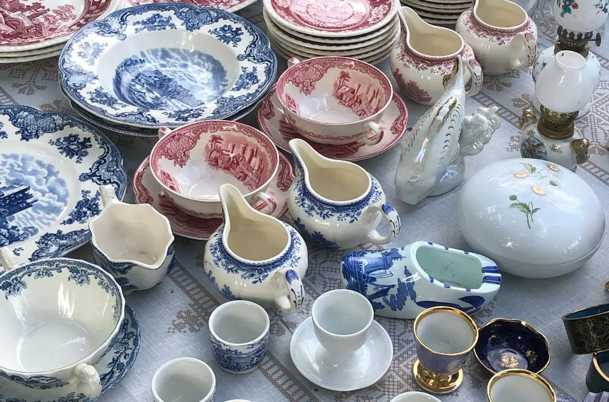 Vintage porcelain collection display - identifying valuable ceramics